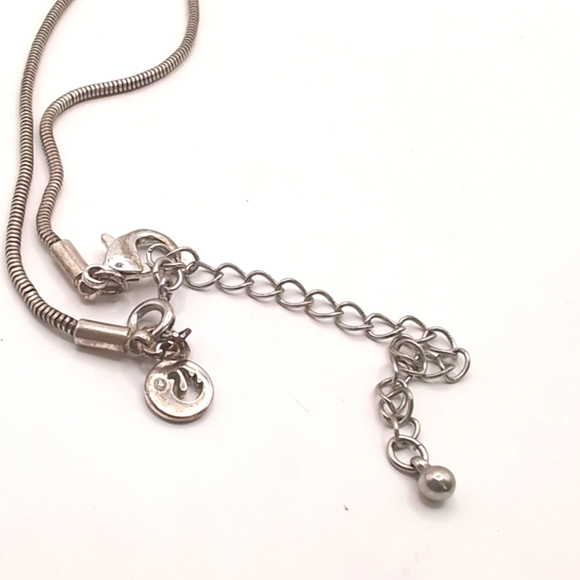 Gloria Vanderbilt Rhinestone / Swarovski Crystal Pendant Necklace - 32" Chain - Picture 8 of 10